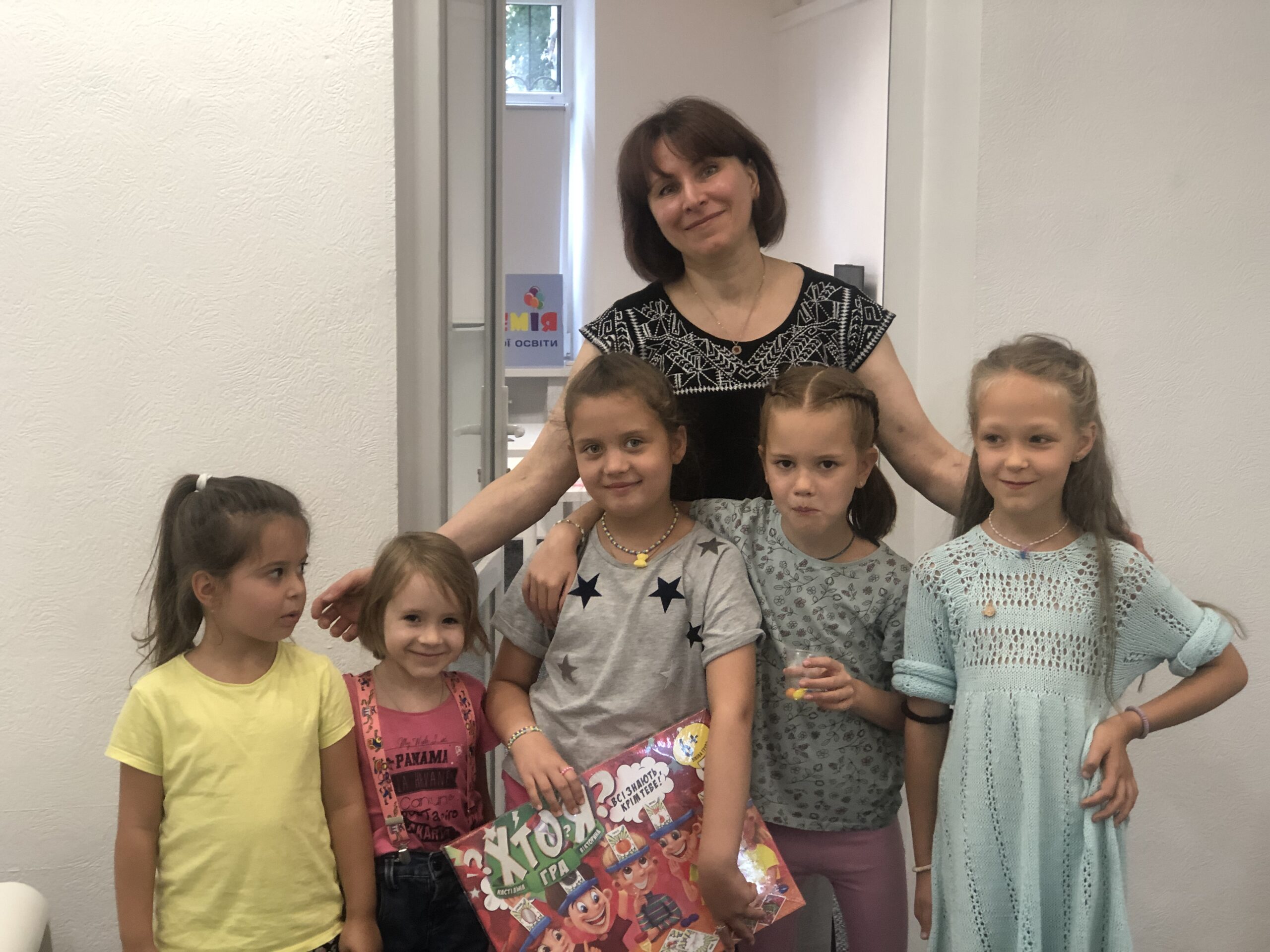 Перші гостини на новому місці! )